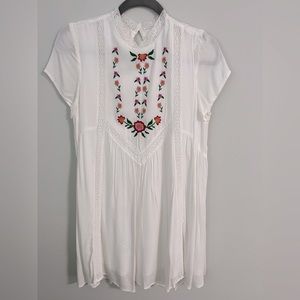 Francesca’s white mini dress, size small